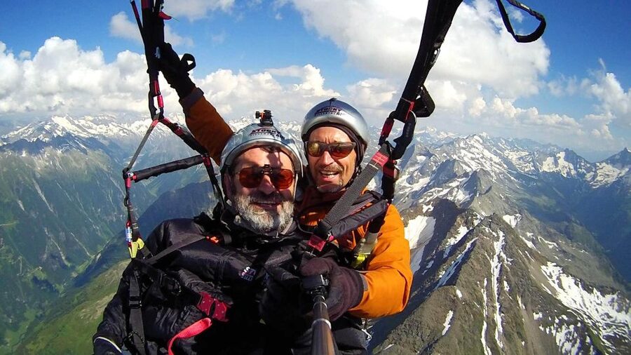 Mayrhofen: Paragliding Flight Experience Over Mountains - Flying above Mayrhofen instead of merely looking at it