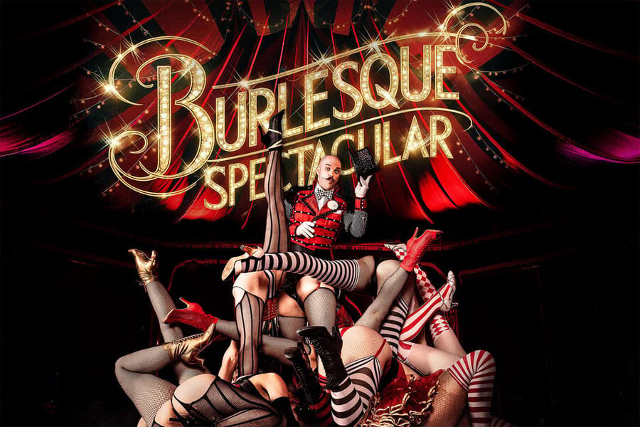Mirage Vienna: Burlesque Spectacular – Dinner Show - Entering the Mirage at Vienna Prater