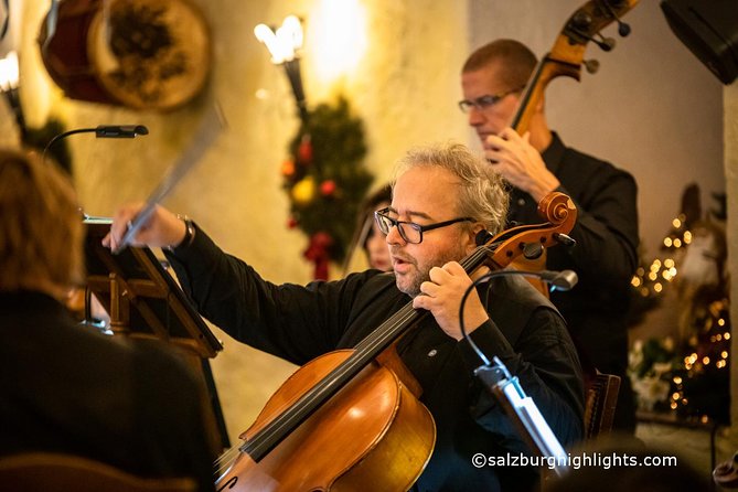 Mozart and Advent/Christmas Concerts at the Fortress Hohensalzburg - The 8 p.m. start and the funicular ride