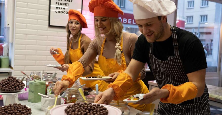 Mozart Kugel Workshop - A box of 24 sweets to take home