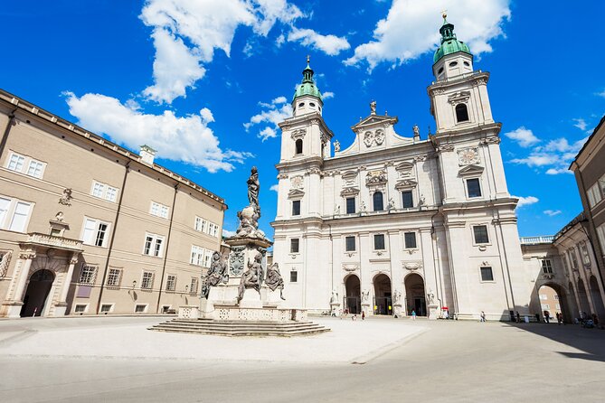 Mozart's Salzburg Exploration Game and Tour - Getreidegasse and Mozart’s Birthplace