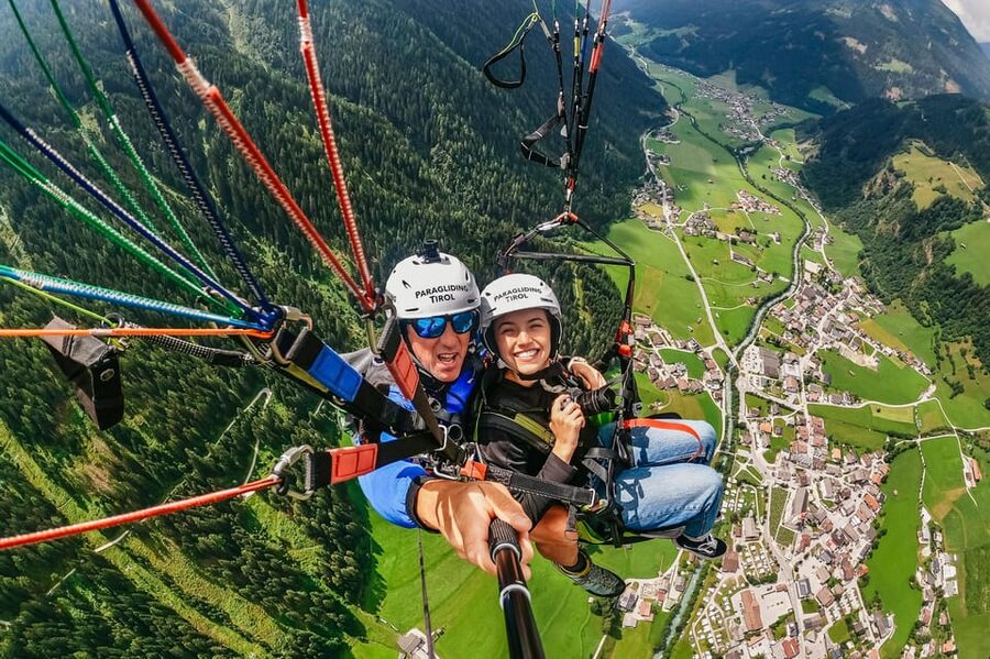 Neustift im Stubaital: Tandem Paragliding Flight - Takeoff: the moment that demands your attention