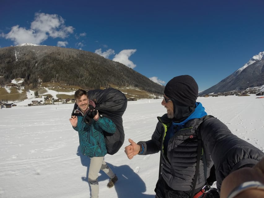 Neustift im Stubaital: Tandem Paragliding Flight - The 15-minute cable-car ride is part of the payoff