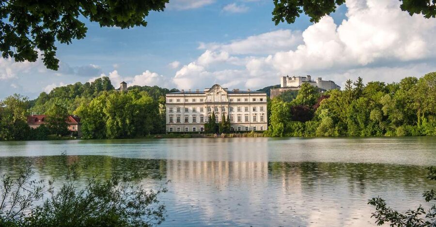 Original Sound of Music Tour with Schnitzel + Noodles - The Gazebo and Schloss Leopoldskron