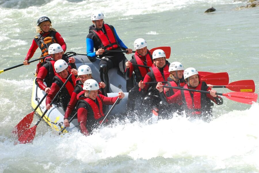 Ötztal: Imster Gorge Rafting Tour with Lunch - Reading the river before the first rapid