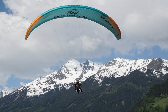 Paragliding in the morning - Key points before you book