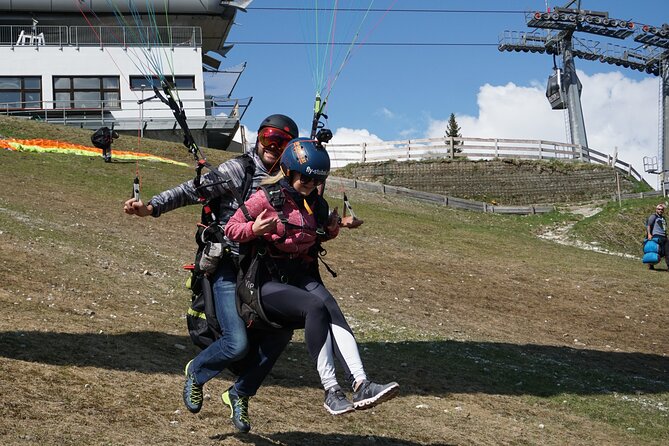 Paragliding in the morning - What the first ten minutes in the air feel like
