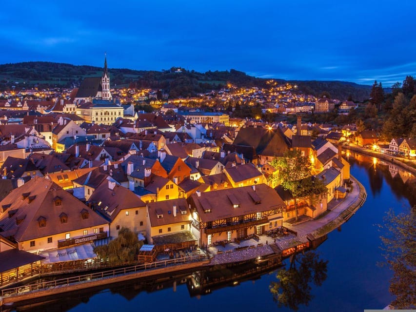 Prague: Transfer to Vienna via fabulous Cesky Krumlov - What the $262 price really buys you