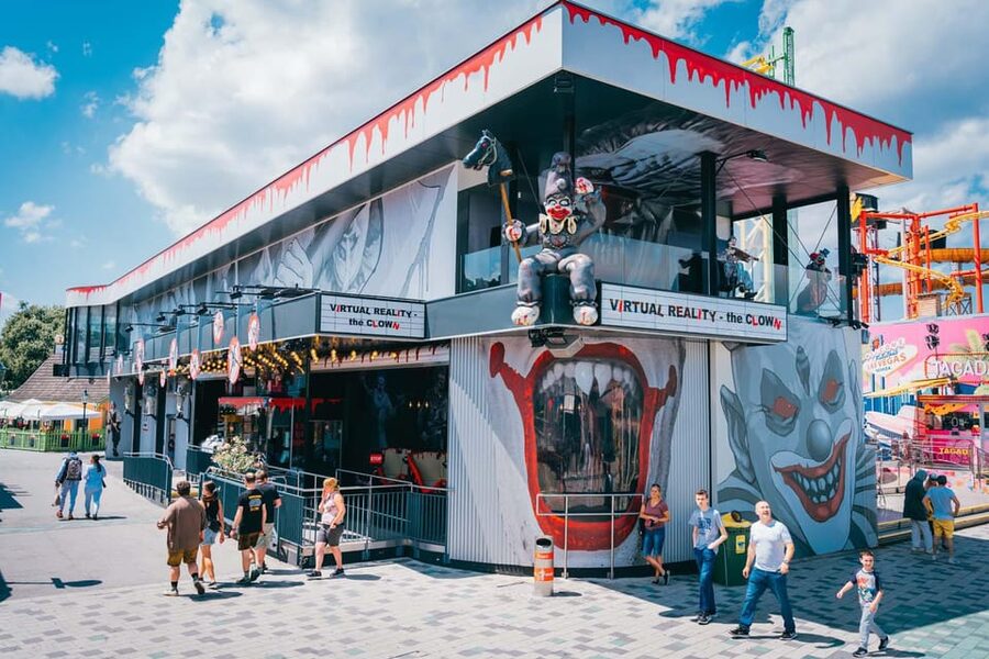 Prater Super Ticket - The Clown turns a 150-meter track into a scare ride