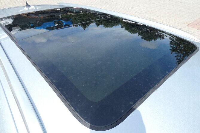 Private Airport and City Transfer in Panoramic Roof Station Wagon - A private arrival instead of a public transport puzzle