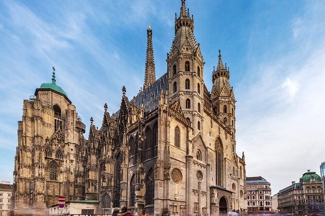 Private Bike Tour of Vienna Top Attractions & Nature - St. Stephen’s Cathedral and Stephansplatz