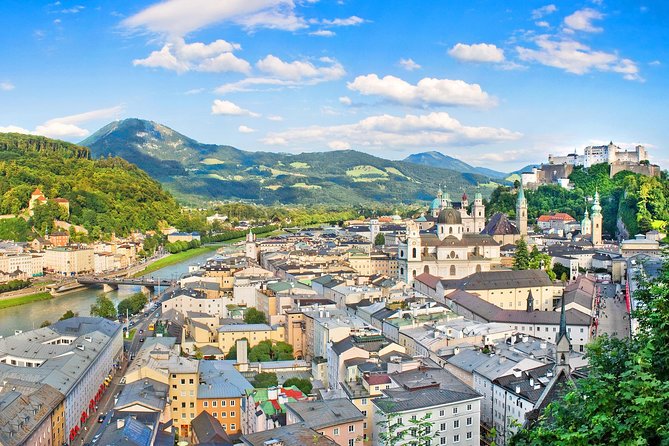 Private Customized Salzburg City and Country Tour - Leopoldskron and the lake-country route