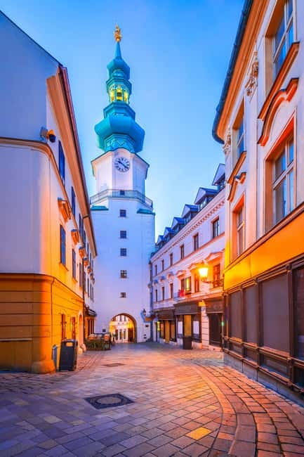 Private day trip: Budapest > Bratislava & Vienna, in English - How to prepare for the 11-hour schedule