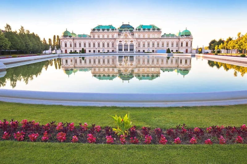 Private day trip: Budapest > Bratislava & Vienna, in English - Bratislava Castle and St. Martin’s Cathedral