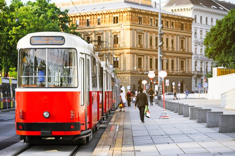 Private day trip from Budapest to Vienna and back - How I would plan the five hours