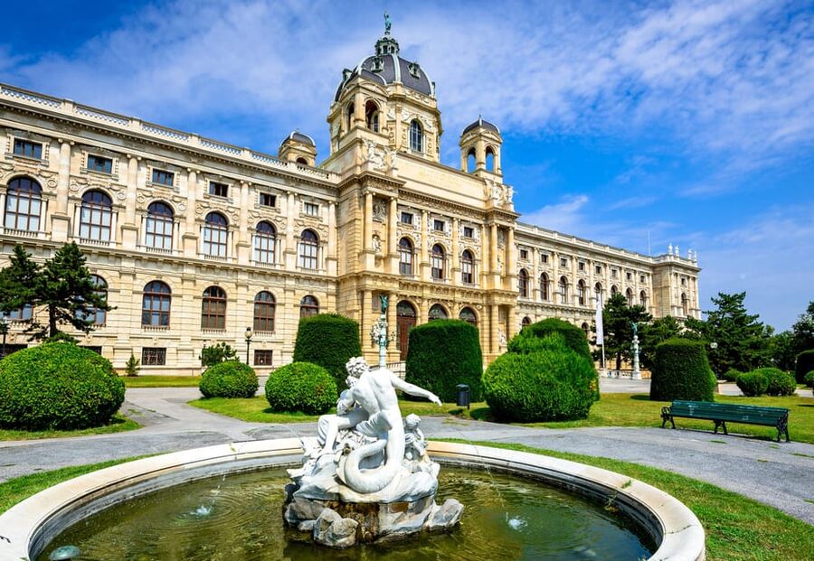Private day trip from Budapest to Vienna and back - What $359 per person really buys
