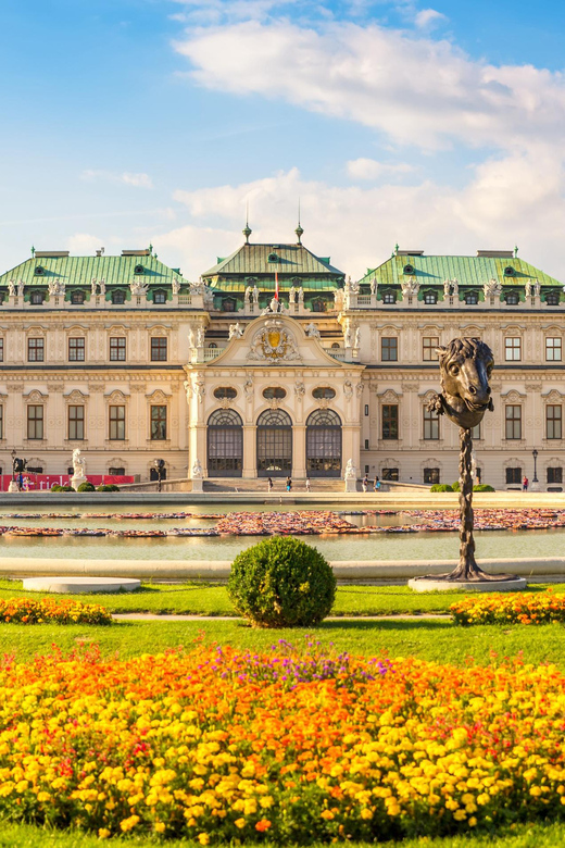 Private day trip from Budapest to Vienna and back - Who will get the most from this Vienna day trip