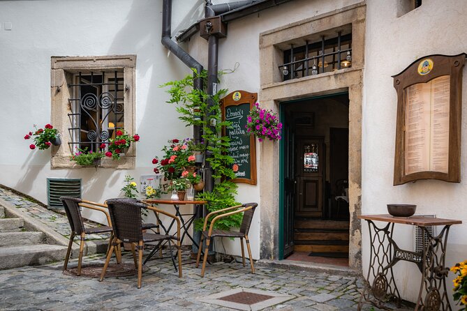Private day trip from Linz to Cesky Krumlov and back - Who will get the most from this trip