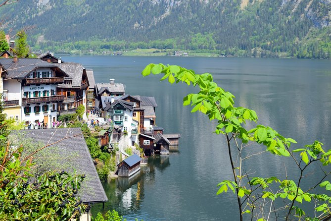 Private Eagle's Nest and Hallstatt tour from Salzburg - Why the private vehicle matters