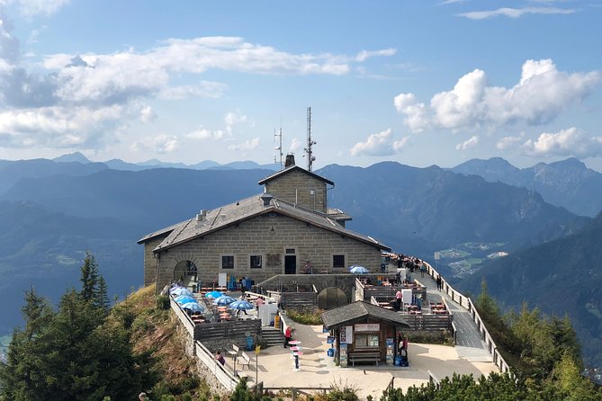 Private Eagle's Nest and Hallstatt tour from Salzburg - Leaving Salzburg for Lake Fuschl