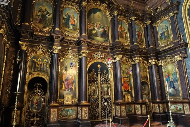 Private Hidden Vienna Walk — Stories Behind Quiet Corners - Café Central, Ferstel Passage, and an odd political footnote