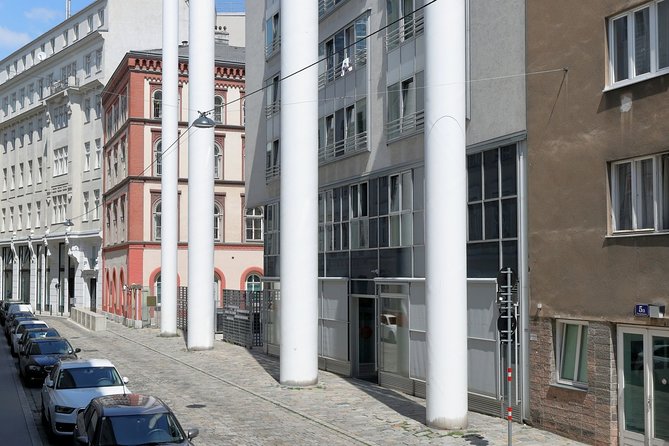 Private Jewish Vienna Walking Tour - Getting around during the three-hour route