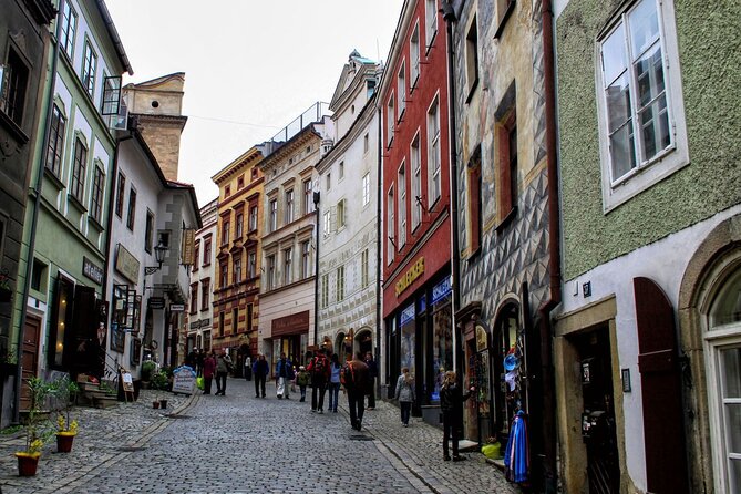 Private one way transfer from Cesky Krumlov to Vienna - The small comforts included in the fare