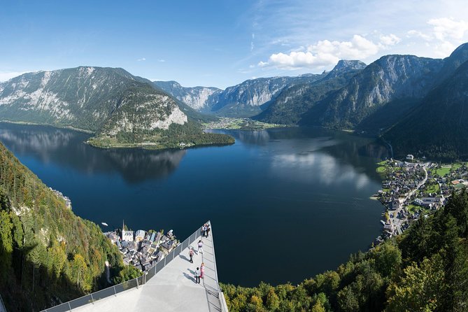 Private Salzkammergut and Hallstatt Tour from Salzburg - Guides, vehicles, and the value of private service