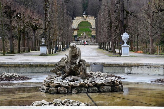 Private Schönbrunn Palace and Gardens Tour - The private-guide advantage