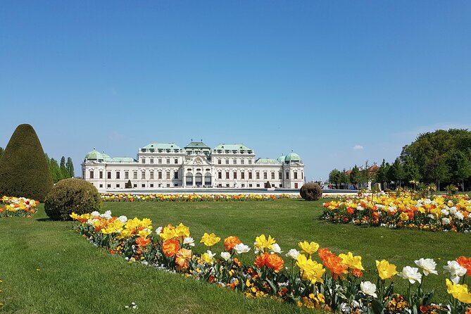 Private Themed Tour of the Belvedere with an Art Historian: "The Kiss" by Gustav Klimt: how it became the Symbol of the Viennese Art - Private touring and the value of the price