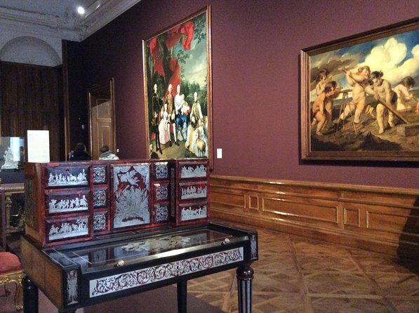 Private Tour of the Belvedere Palace with an Art Historian: "Pictures of Austrian Identities". Art & History Tour with Skip-the-line Tickets - From medieval art to the 20th century