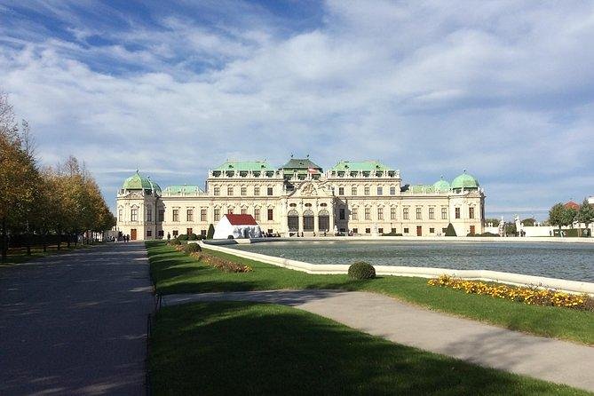 Private Tour of the Belvedere Palace with an Art Historian: "Pictures of Austrian Identities". Art & History Tour with Skip-the-line Tickets - Meeting the guide beside the Upper Belvedere