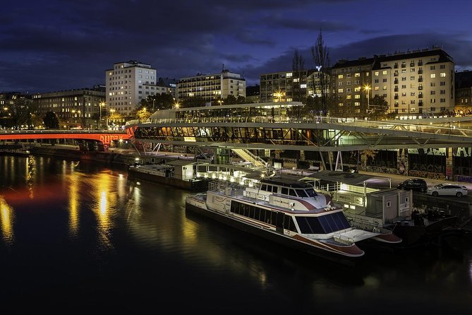 Private Transfer from Munich to Vienna with 2 hours for sightseeing - Door-to-door service from Munich to Vienna