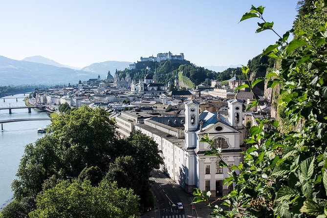 Private Transfer from Munich to Vienna with 2 hours for sightseeing - Booking details and cancellation terms