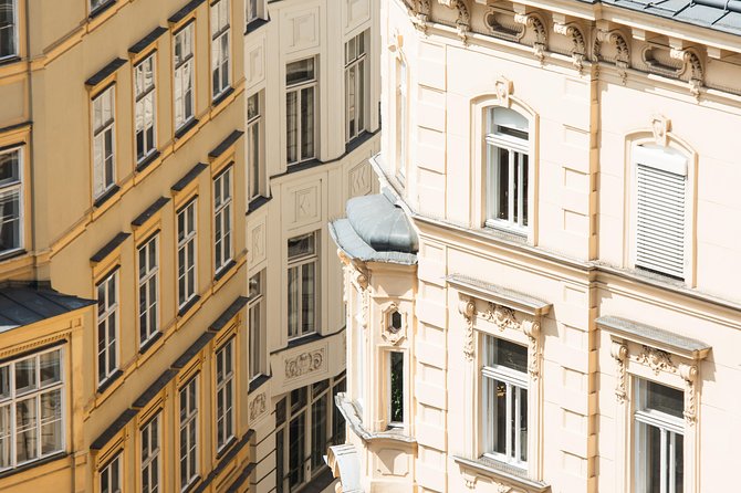 Private transfer from Salzburg to Vienna with 4h of Sightseeing - Who Should Book This Transfer?