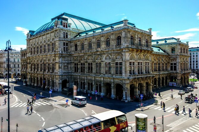 Private Transfer from Vienna to Budapest or Budapest to Vienna - The driver-guide makes the difference