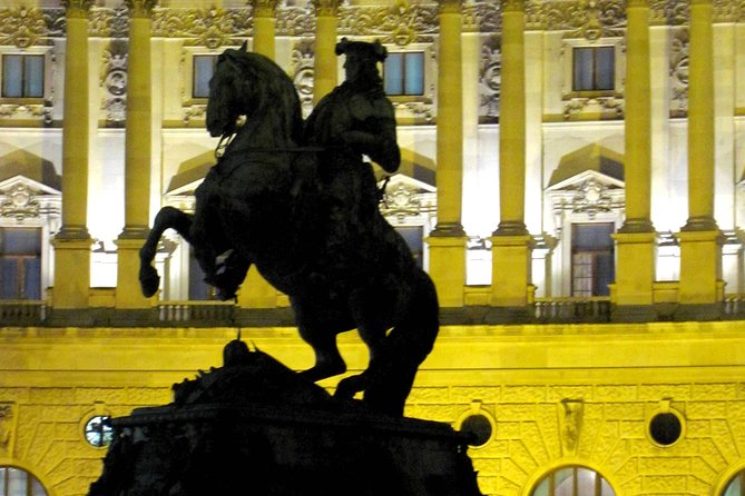 Private Vienna Evening Walk — Orientation for Your First Night - The Plague Column and St. Peter’s area