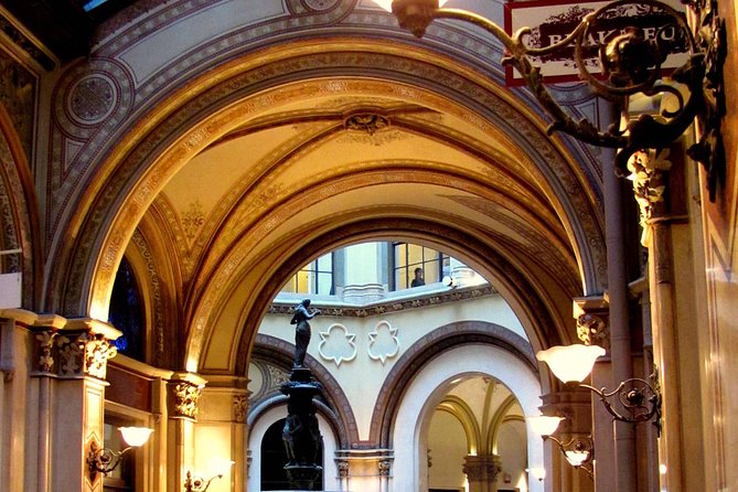 Private Vienna Evening Walk — Orientation for Your First Night - Finishing at St. Stephen’s Cathedral