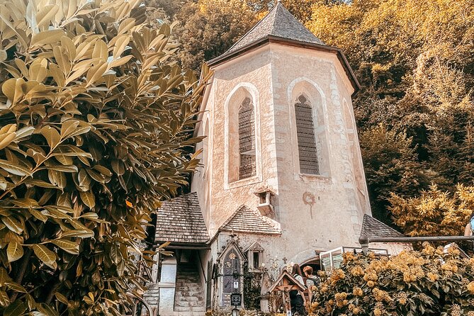 Public 6 hour tour to Hallstatt from Salzburg - What the guide adds to the day