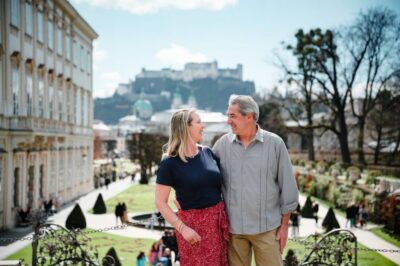 2-Hour Guided Walking Tour with a Photographer