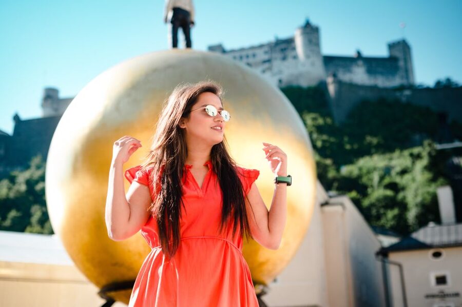 Salzburg: 2-Hour Guided Walking Tour with a Photographer - Finishing in the old church quarter