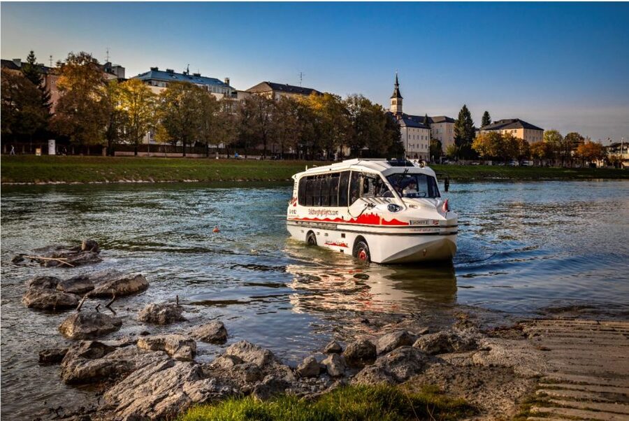Salzburg: Amphibious Splash Tour on Land & on Water - What the commentary adds