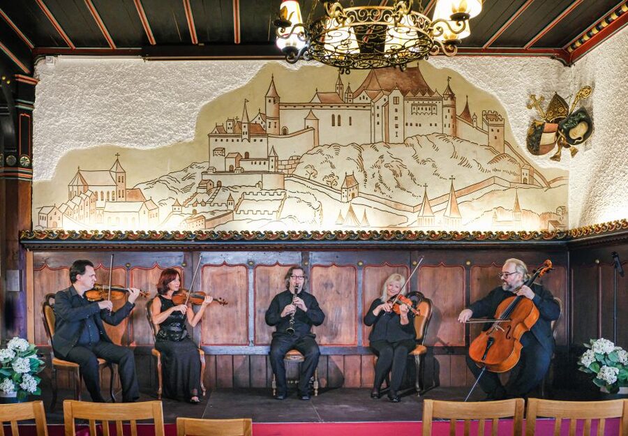 Salzburg: Best of Mozart Fortress Concert and Dinner - Classic or VIP: which option makes sense?