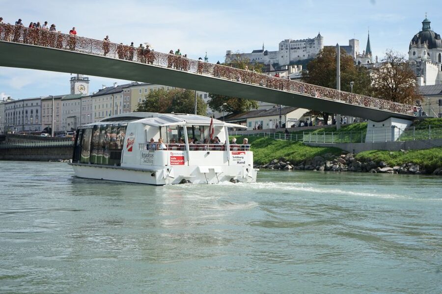 Salzburg: Boat Ride to Hellbrunn and Palace Visit - The Double-Decker Bus Adds Fun, Not Luxury