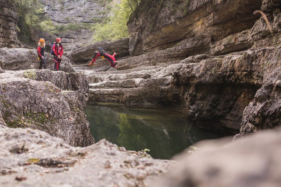 Salzburg: Canyoning Trip to Salzkammergut - Swimming through rock and small waterfalls