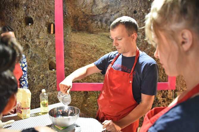 Salzburg Christmas Cookies and Apple Strudel Cooking Lesson - Who should book this activity