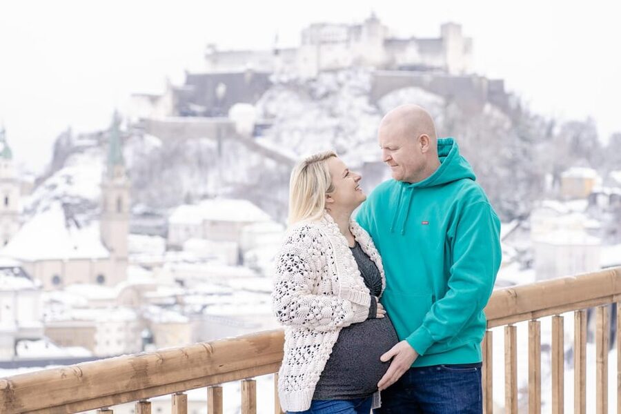 Salzburg City: private photoshoot at Salzburgs landmarks - Mirabell Gardens: 25 Minutes to Get Comfortable