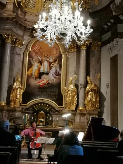 Salzburg: Classical Music Concert at the Mirabell - The musicians and the personal touch