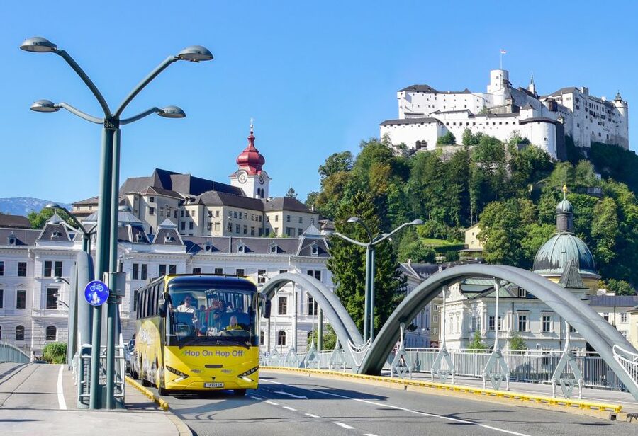 Salzburg: Hop-on Hop-off City Tour - The full loop or a real hop-on day