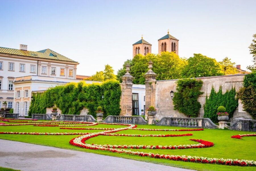 Salzburg: Life of Mozart Private Guided Walking Tour - Key points to know before booking